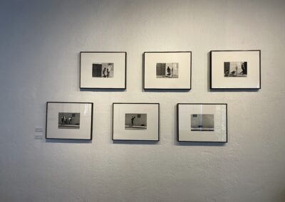 Vista de sala "Manuel Álvarez Bravo. Un clásico en la urbe".