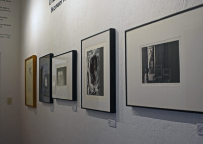 Toma de pasillo "El Rarísmo Fotográfico de Manuel Álvarez Bravo."